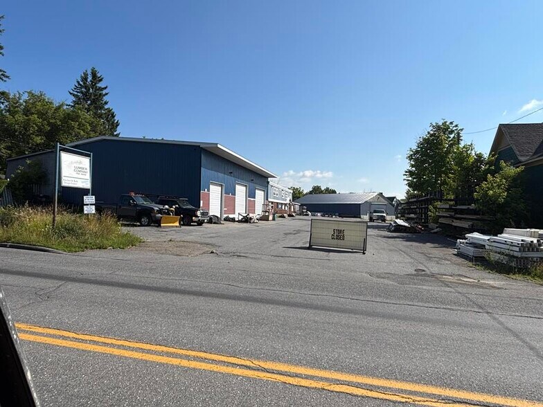 More Photos Of 43 State St, Presque Isle General Retail For Sale