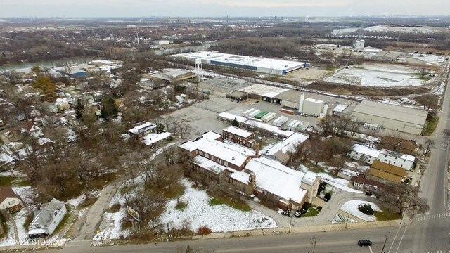 More Photos Of 310 E 137th St, Chicago Self Storage For Sale