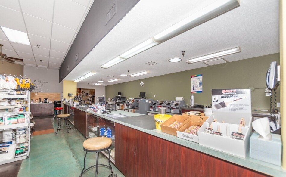 More Photos Of 415 S Main St, Cottonwood Storefront Retail Office For Sale