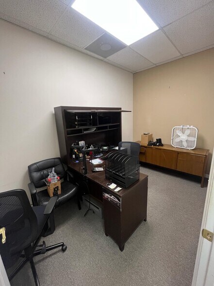 More Photos Of 2935 SE 58th Ave, Ocala Storefront Retail Office For Sale