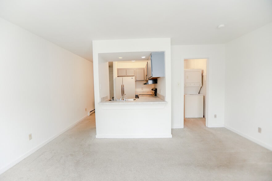 More Photos Of 3514-3528 South St, Portsmouth Apartments For Sale