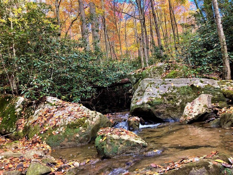 More Photos Of 2005 Grafton Rd, Morgantown Land For Sale