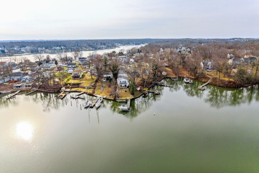 More Photos Of 460 Carvel Beach Rd, Baltimore Apartments For Sale