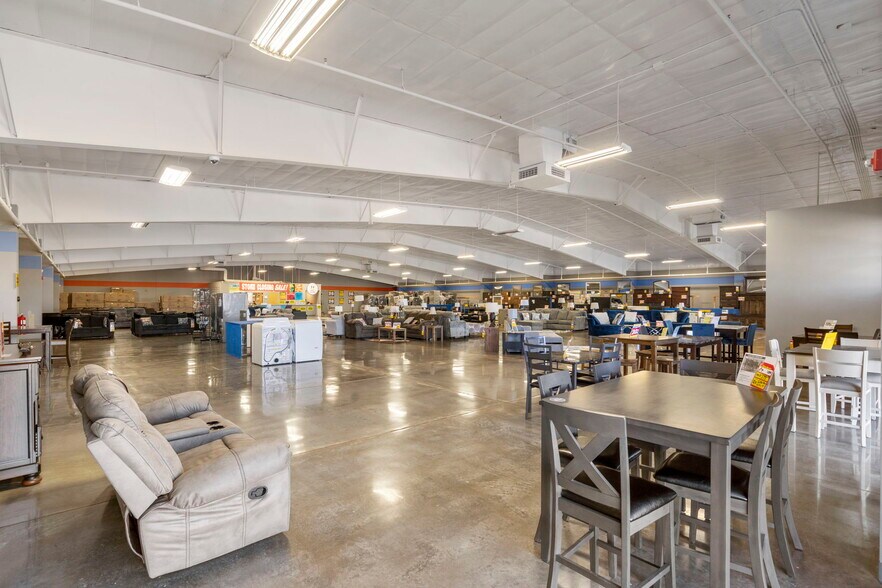 More Photos Of 3758 Hwy 412 E, Siloam Springs Freestanding For Sale