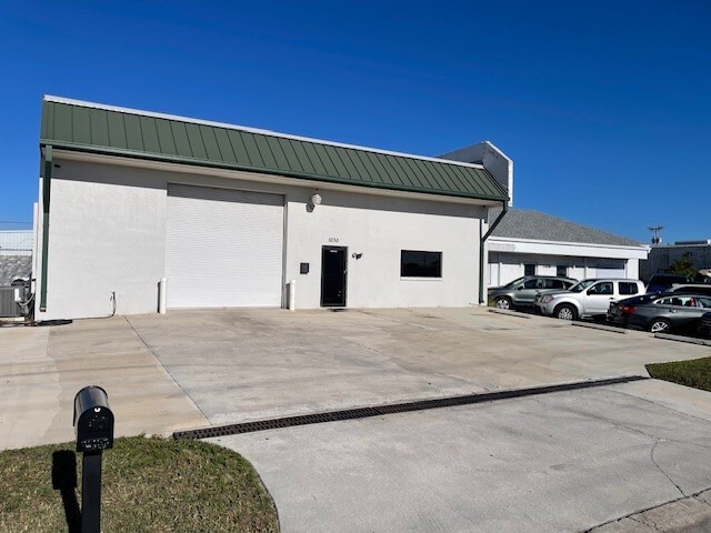 Primary Photo Of 1030 SE 12th Ct, Cape Coral Warehouse For Sale