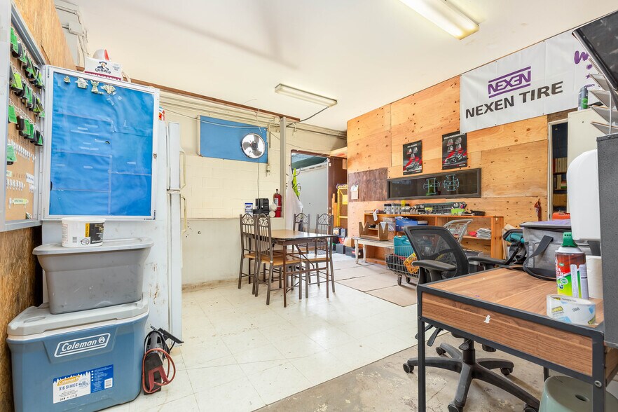 More Photos Of 650 Kilani Ave, Wahiawa Religious Facility For Sale