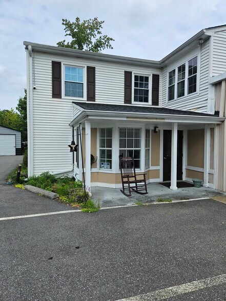 More Photos Of 104 Industry Dr, Yorktown Flex For Lease