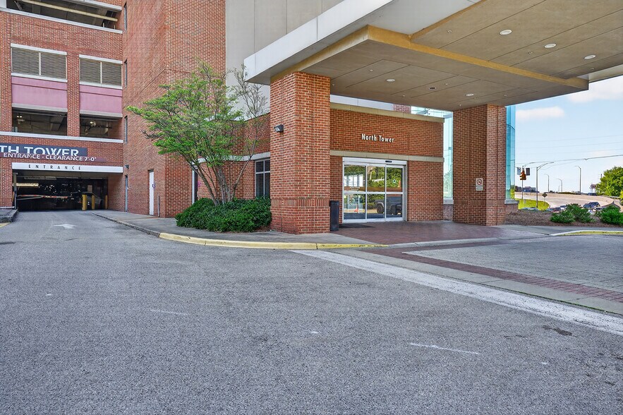 More Photos Of 800 Saint Vincents Dr, Birmingham Medical For Lease