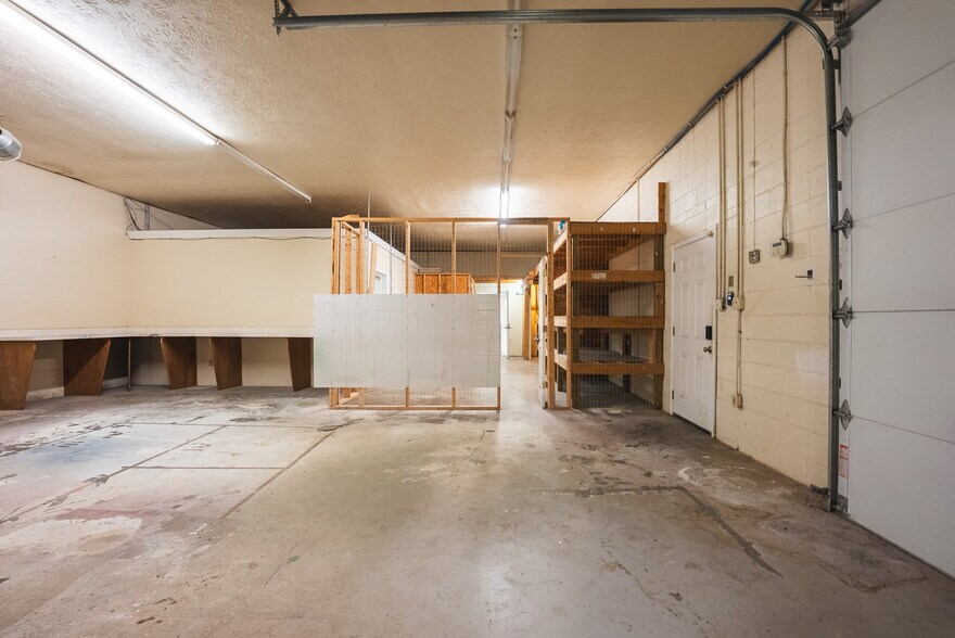 More Photos Of 690 N Franklin St, Christiansburg Office For Sale