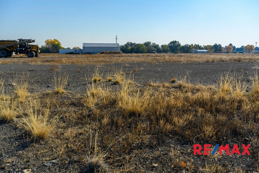 More Photos Of 699 Lane 9, Powell Industrial For Sale