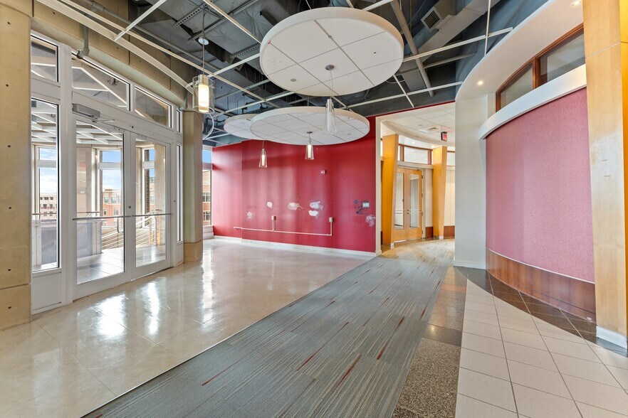 More Photos Of 2000 Duke St, Alexandria Office For Sale