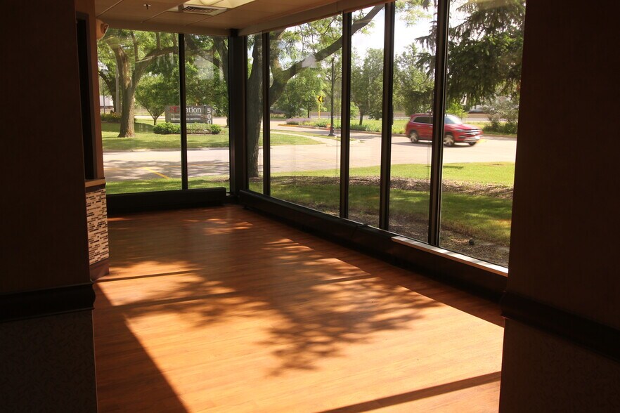 More Photos Of 480 Central Ave, Northfield Medical For Lease