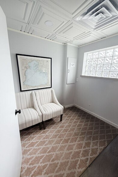 More Photos Of 18524 Mack Ave, Grosse Pointe Loft Creative Space For Sale