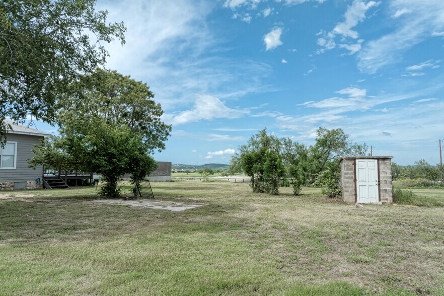 More Photos Of 25300 Haynie Flat Rd, Spicewood Land For Sale