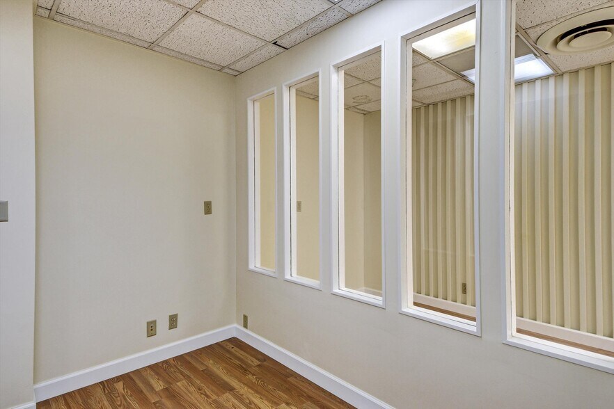 More Photos Of 263-265 Golden Gate Ave, San Francisco Storefront Retail Office For Lease