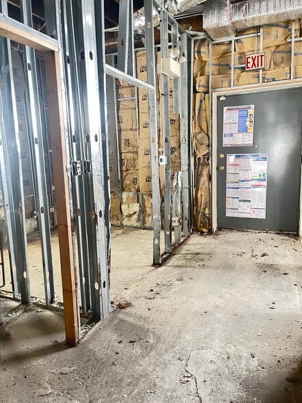 More Photos Of 10019 S Western Ave, Chicago General Retail For Sale