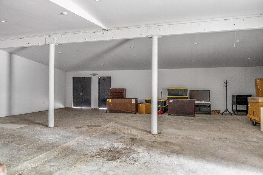 More Photos Of 7950 Garfield Ave, Bell Gardens Warehouse For Sale