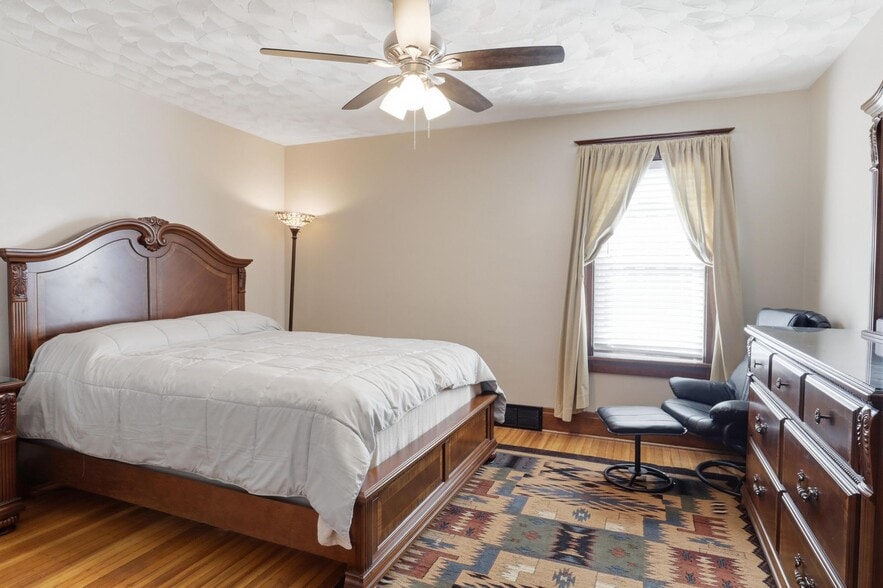 More Photos Of 856 Ridge Rd, Lackawanna Apartments For Sale
