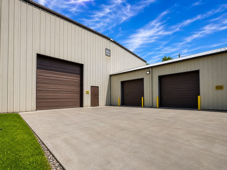 More Photos Of 194 Shott Court, Bluefield Warehouse For Sale