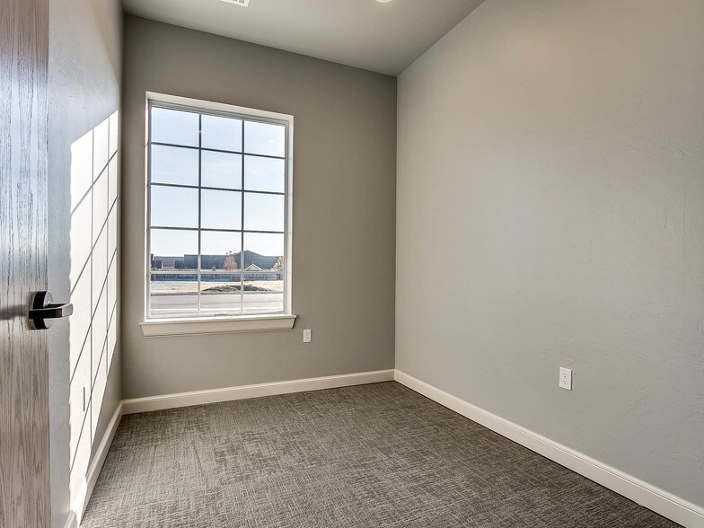 More Photos Of 2232 NW 36th Ave, Norman Office For Sale