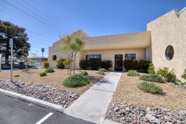 More Photos Of 2820 E Flamingo Rd, Las Vegas Unknown For Lease