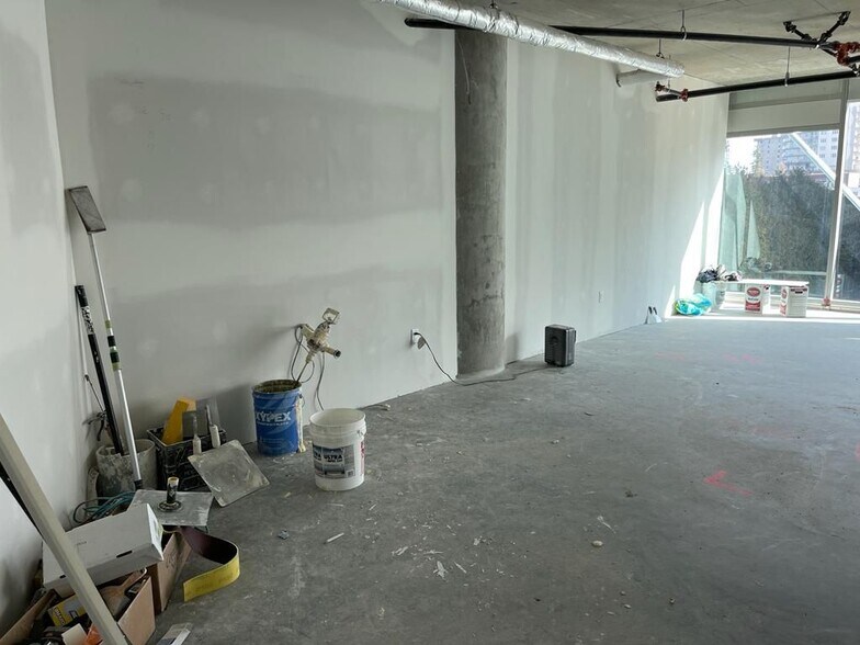 More Photos Of 1493 Foster St, White Rock Apartments For Sale