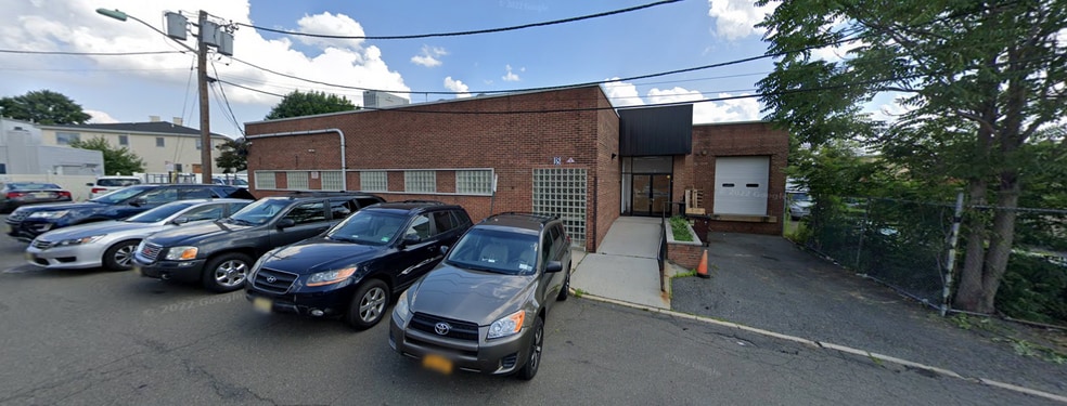 More Photos Of 18 Wendell Pl, Fairview Warehouse For Sale