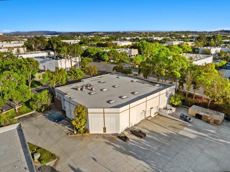 More Photos Of 12300 Crosthwaite Cir, Poway Warehouse For Sale