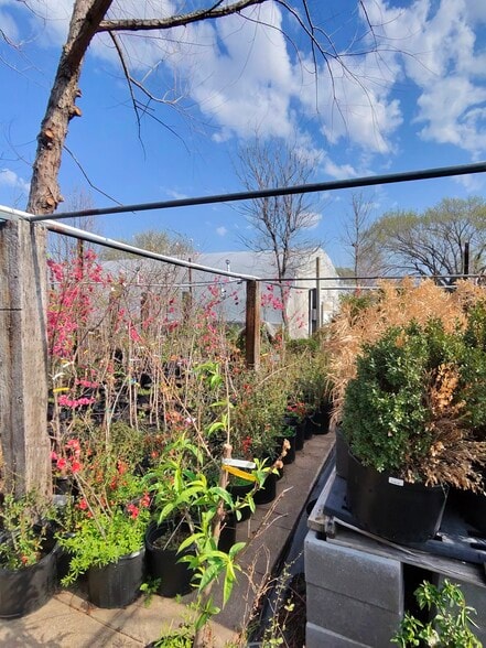 More Photos Of 4022 Broadway Blvd, Garland General Retail For Sale