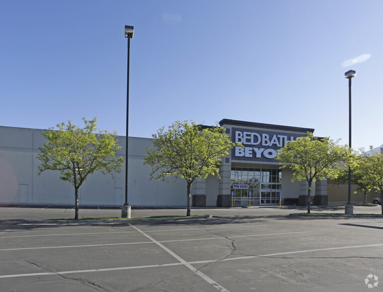 More Photos Of 50 W University Pky, Orem Freestanding For Lease