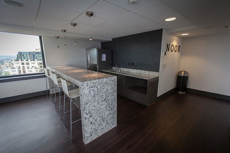 More Photos Of 901 N Sherman St, Denver Apartments For Lease