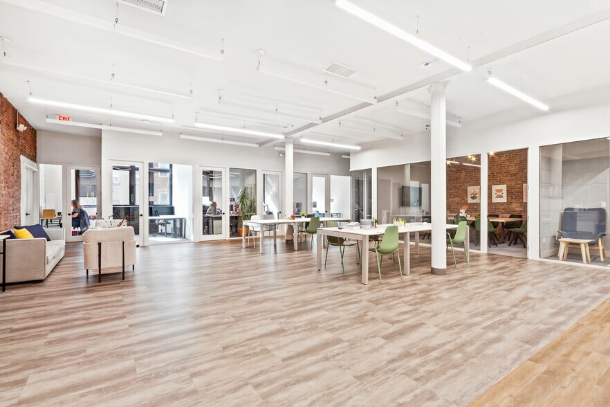 More Photos Of 742-750 Manhattan Ave, Brooklyn Coworking Space