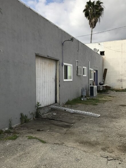 More Photos Of 2446 Durfee Ave, El Monte Freestanding For Sale