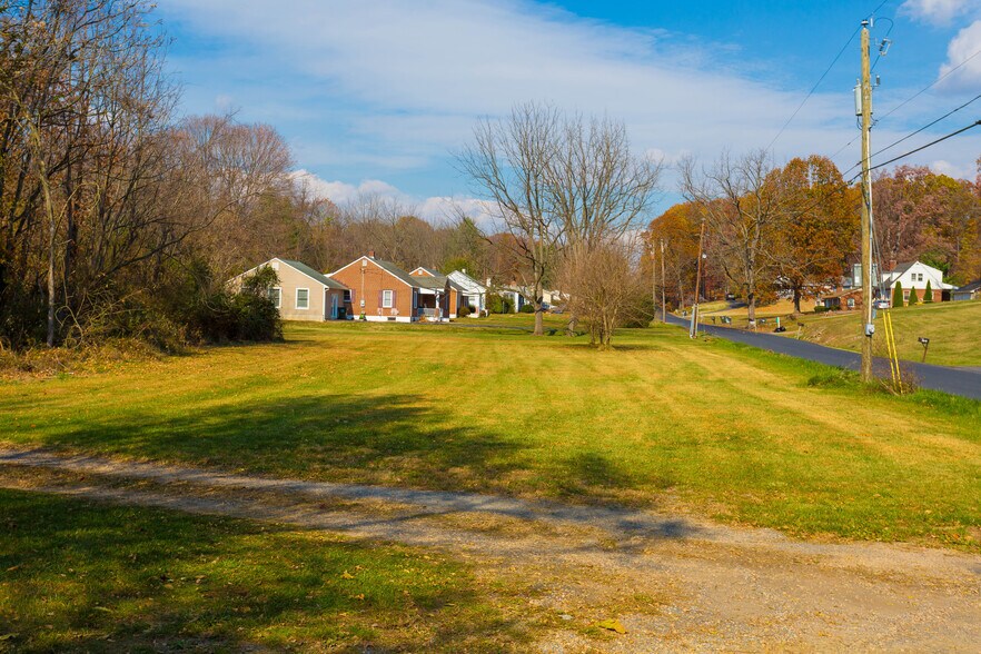 More Photos Of 2094 Stuarts Draft Hwy, Stuarts Draft Land For Sale