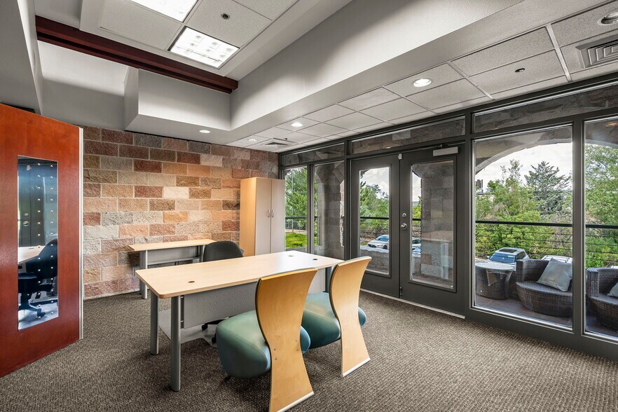 More Photos Of 6160 Plumas St, Reno Office For Lease