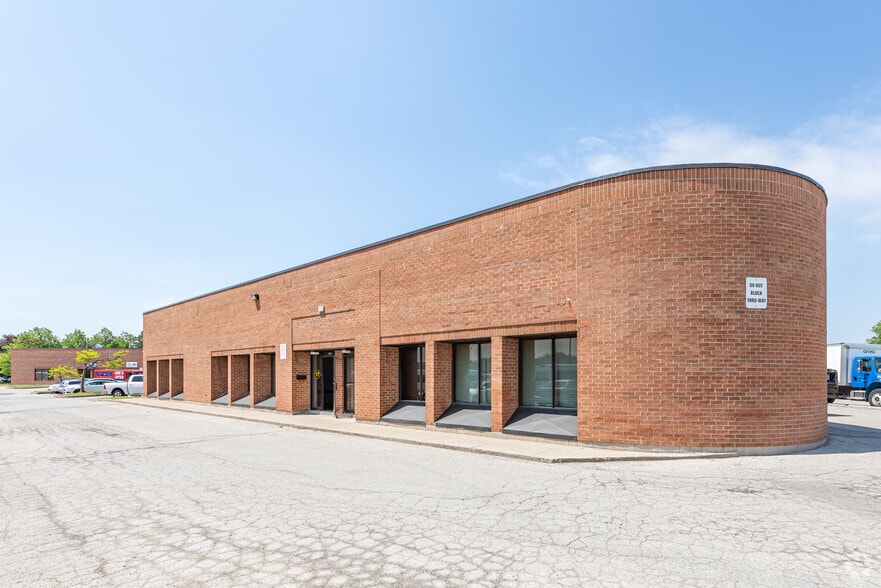 More Photos Of 37 Kodiak Cres, Toronto Light Distribution For Lease