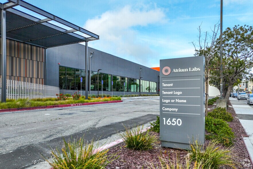 More Photos Of 1650 65th St, Emeryville Flex For Lease