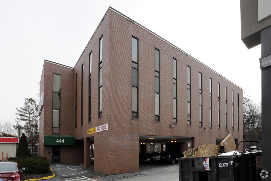 More Photos Of 444 Westport Ave, Norwalk Office For Lease