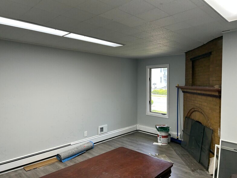 More Photos Of 58 W Main St, Freehold Office For Lease