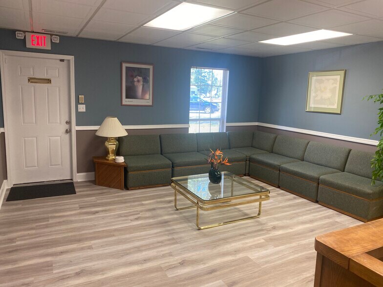 More Photos Of 795 Parkway Ave, Ewing Office For Lease