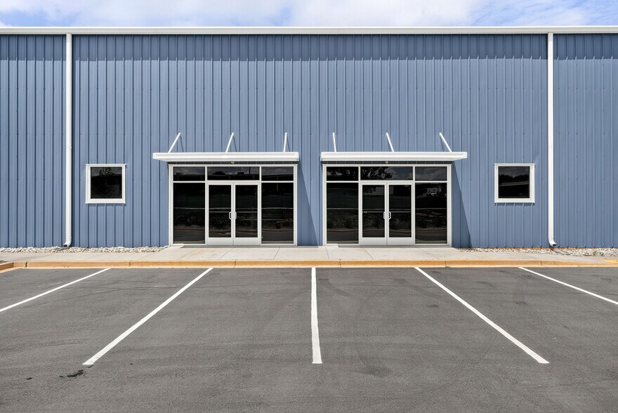 More Photos Of 121 Osage dr, Greenville Warehouse For Sale