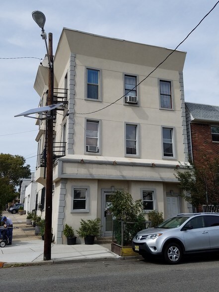 More Photos Of 533 Central Ave, Jersey City Apartments For Lease