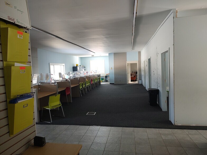 More Photos Of 140 Worcester Providence Tpke, Sutton Office For Sale