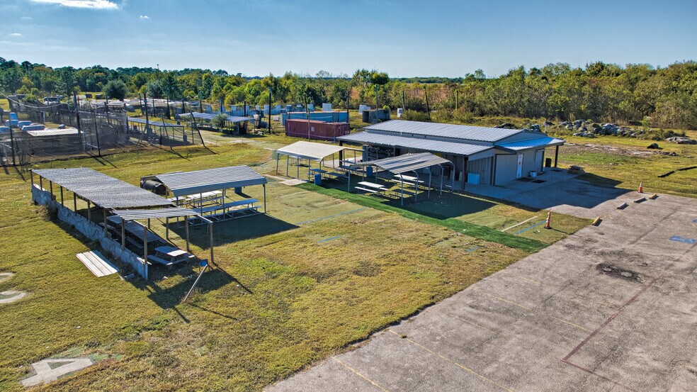 More Photos Of 14100 Beamer Rd, Friendswood Land For Sale
