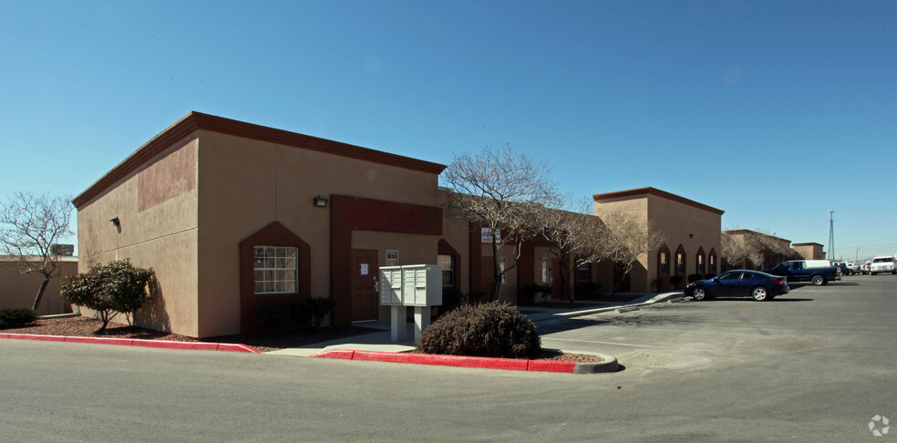 Primary Photo Of 11601 Pellicano Dr, El Paso Light Manufacturing For Lease