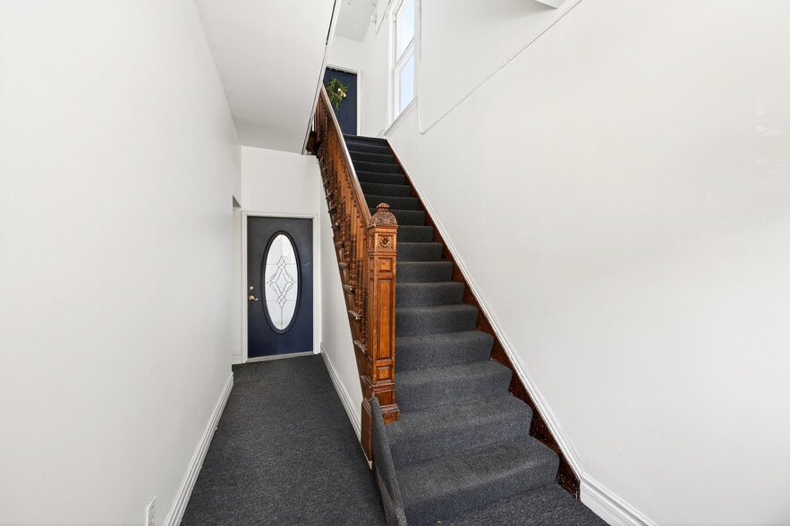 More Photos Of 174 Mariner St, Buffalo Multifamily For Sale