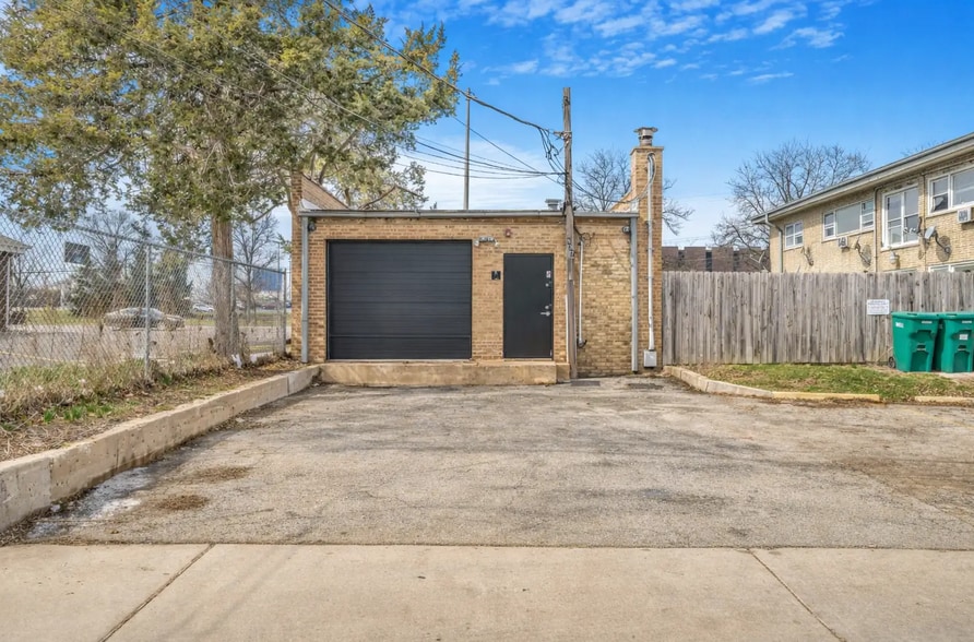 Primary Photo Of 837 Mannheim Rd, Bellwood Showroom For Sale