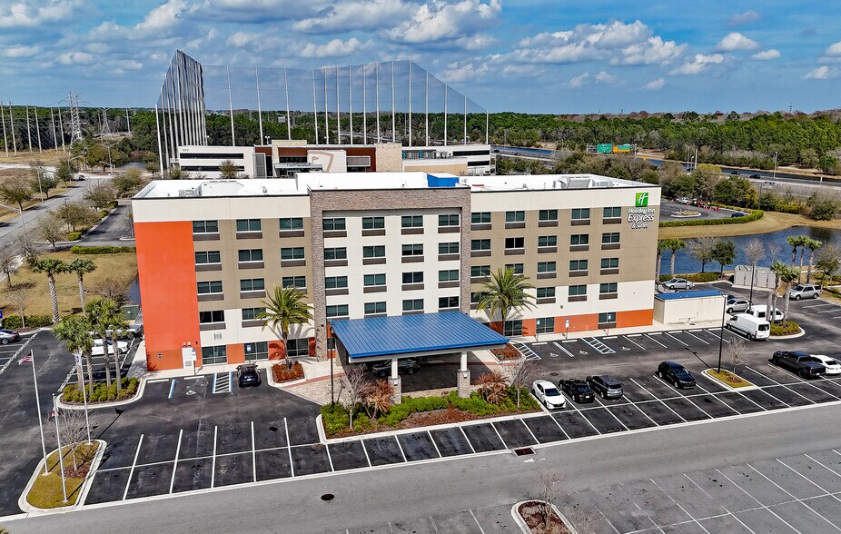 More Photos Of 10573 Brightman Blvd, Jacksonville Hotel For Sale