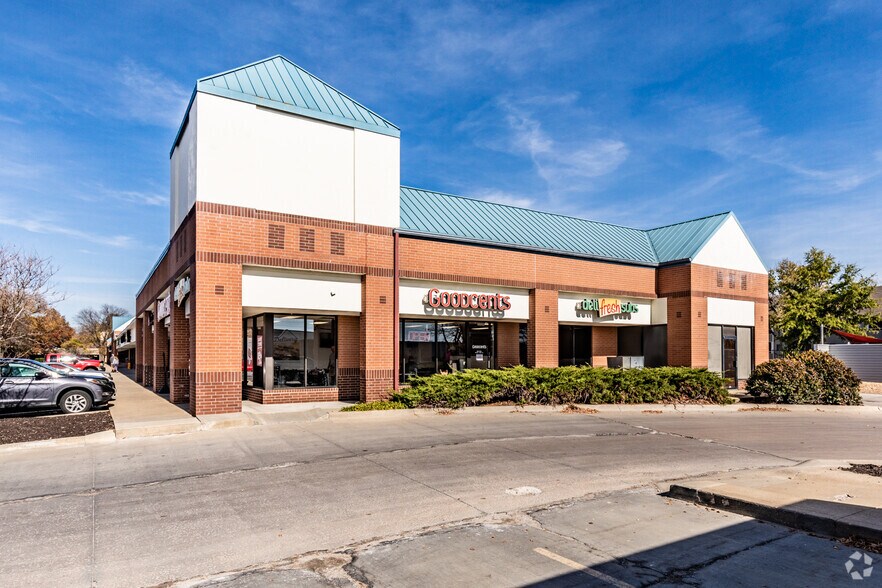 More Photos Of 3300 Bob Billings Pky, Lawrence Unknown For Lease