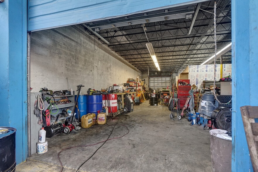More Photos Of 850 NW 12th Ter, Pompano Beach Warehouse For Sale